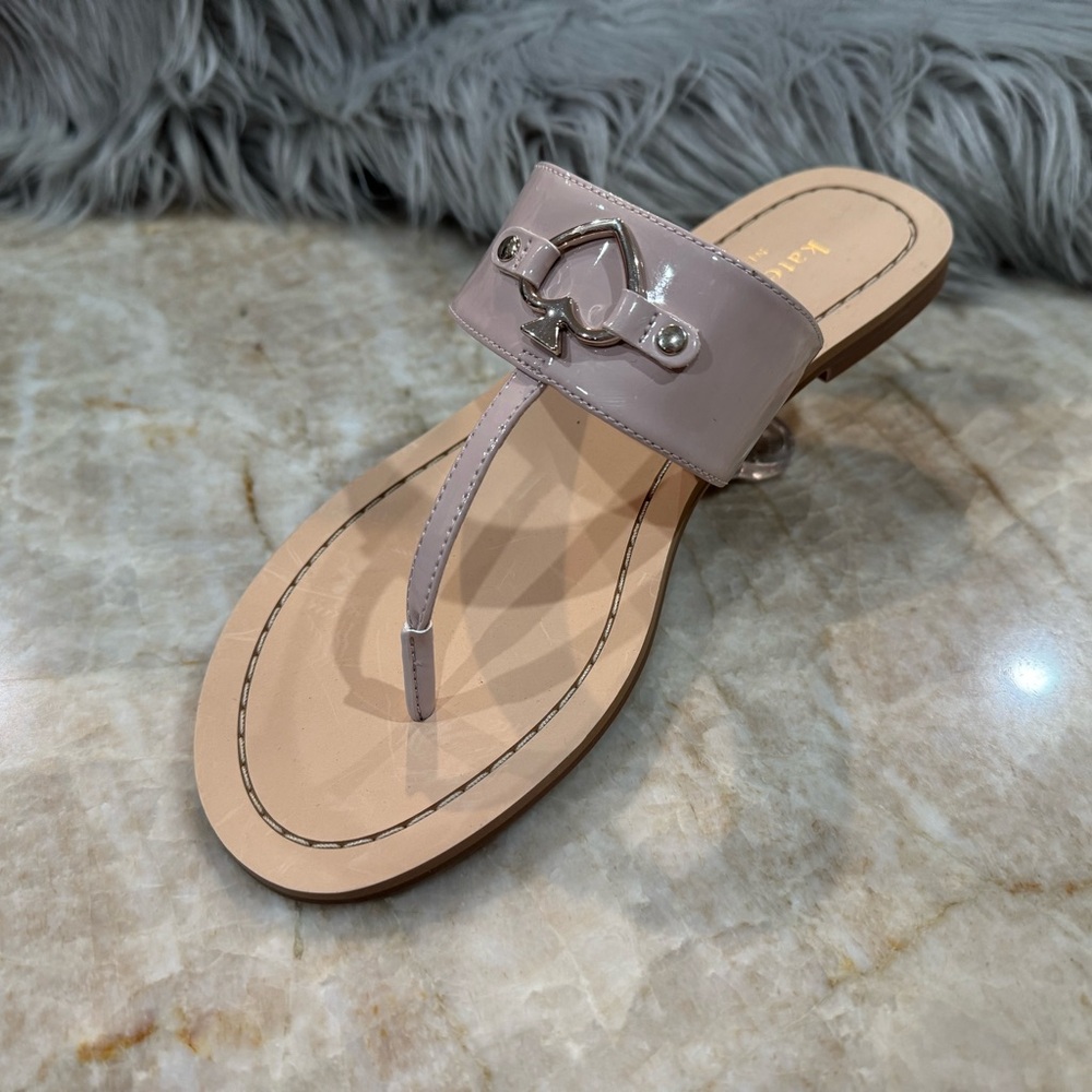 Kate Spade Cece Heart Black Shiny PVC Thong Sandals. New
